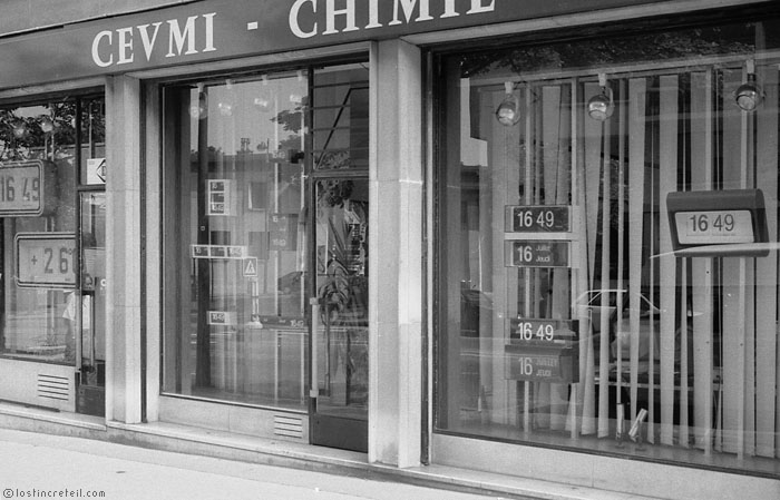 Shop window - Paris