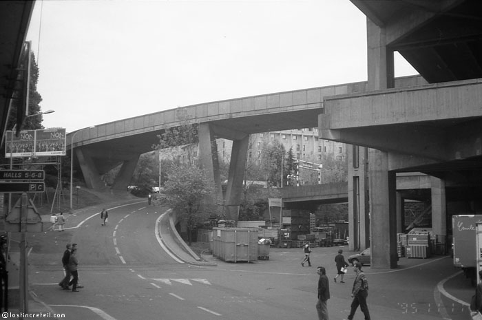 Porte de Versailles - Under the Peripherique