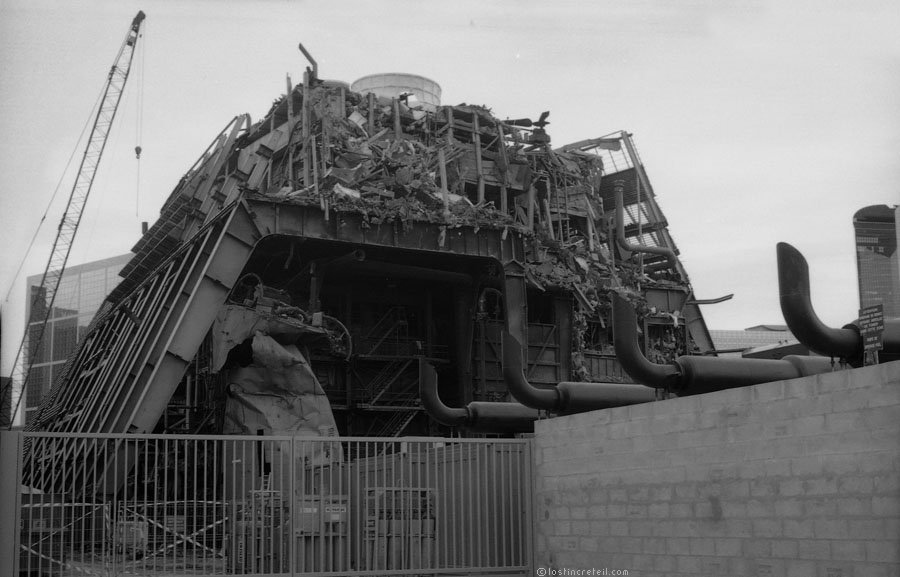 Chaufferie in La Défense - shortly after explosion