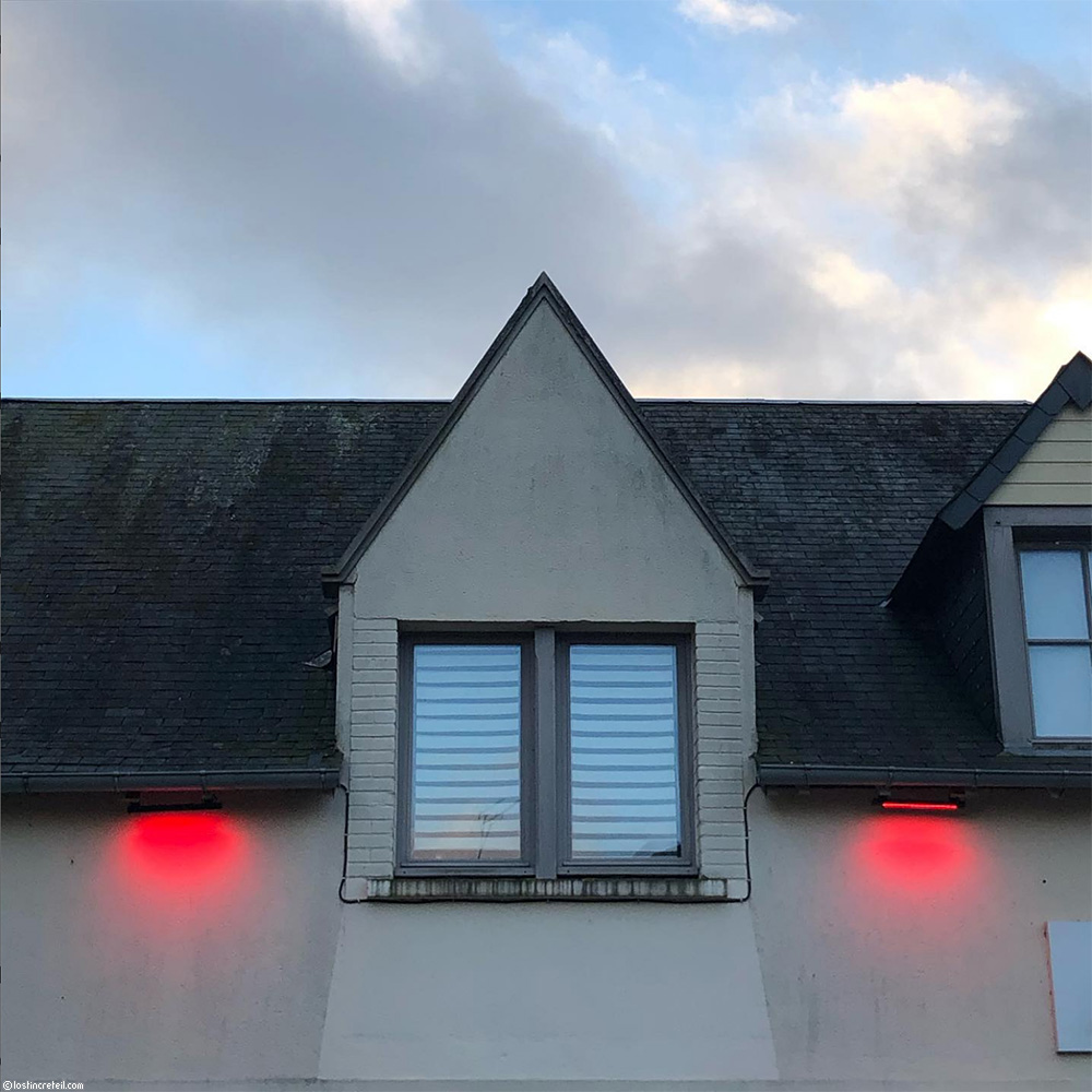 Red light house, La Ferté-Bernard