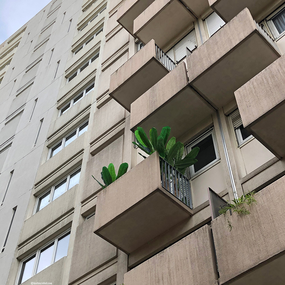 Facade embelishment