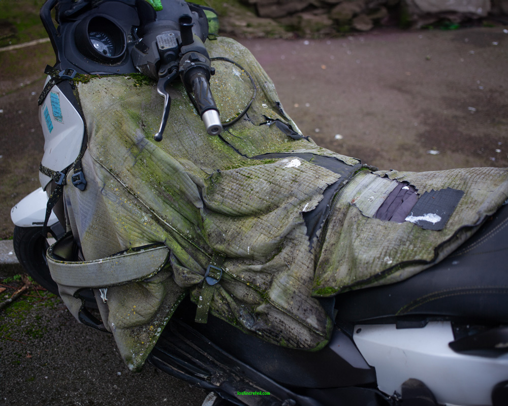 Motorcycle protection - Sèvres - France