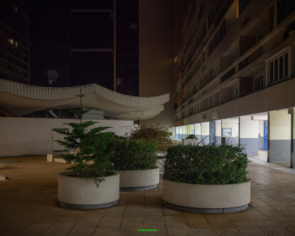 Lost in Les Olympiades district by night